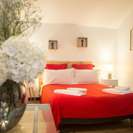 Maison Maupas Chambre Rouge Bellesserre Exteriör bild